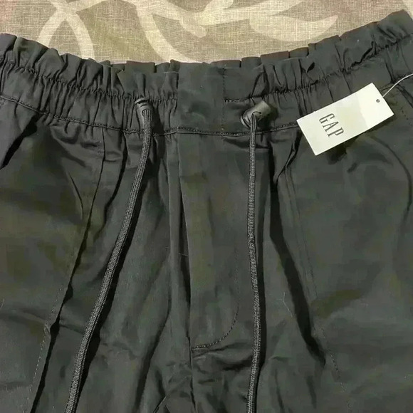 GAP Bungee Pull-On Shorts Black Small - Picture 7 of 10